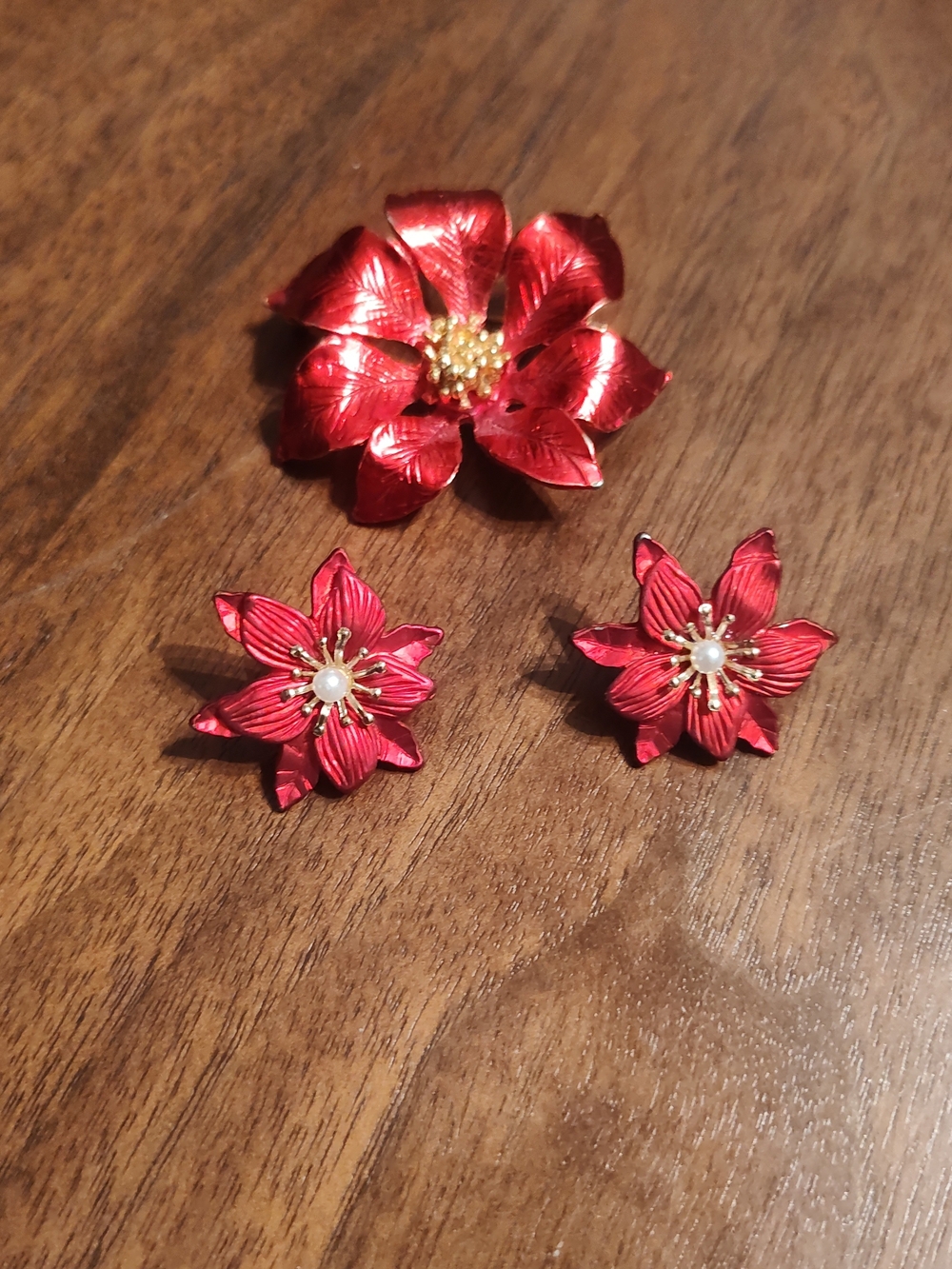Red Poinsettia Brooch and Stud Earring Set - Women Accessories